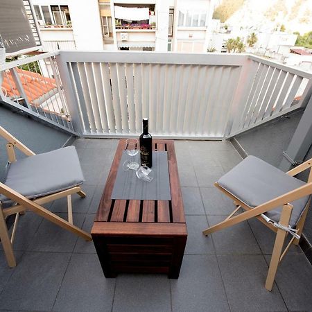 The Roof - Luxury Apartment โอมิช ภายนอก รูปภาพ