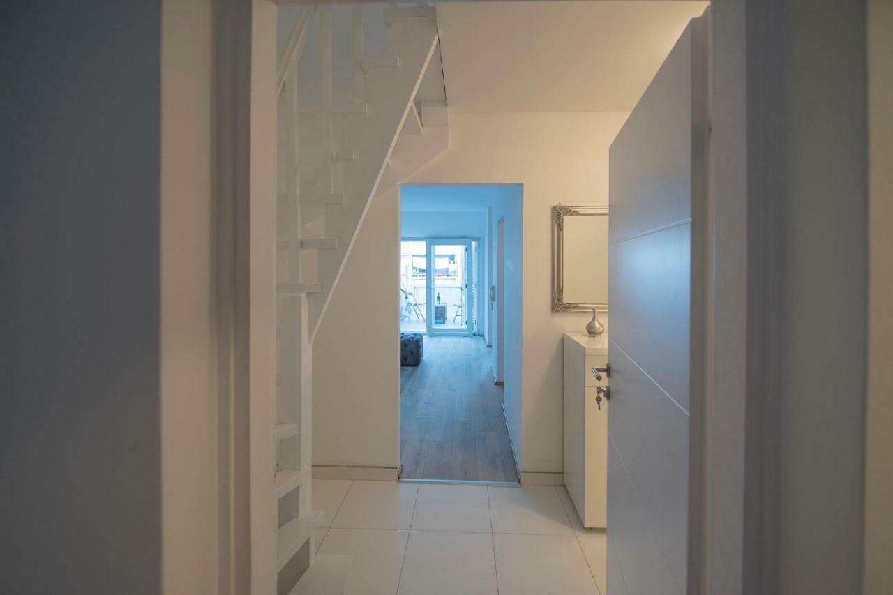 The Roof - Luxury Apartment โอมิช ภายนอก รูปภาพ