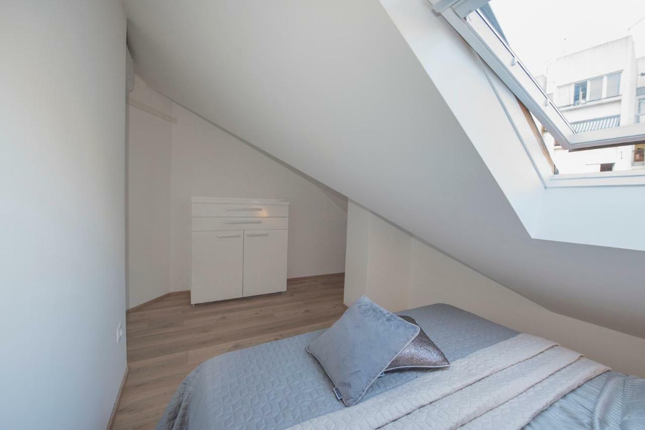 The Roof - Luxury Apartment โอมิช ภายนอก รูปภาพ