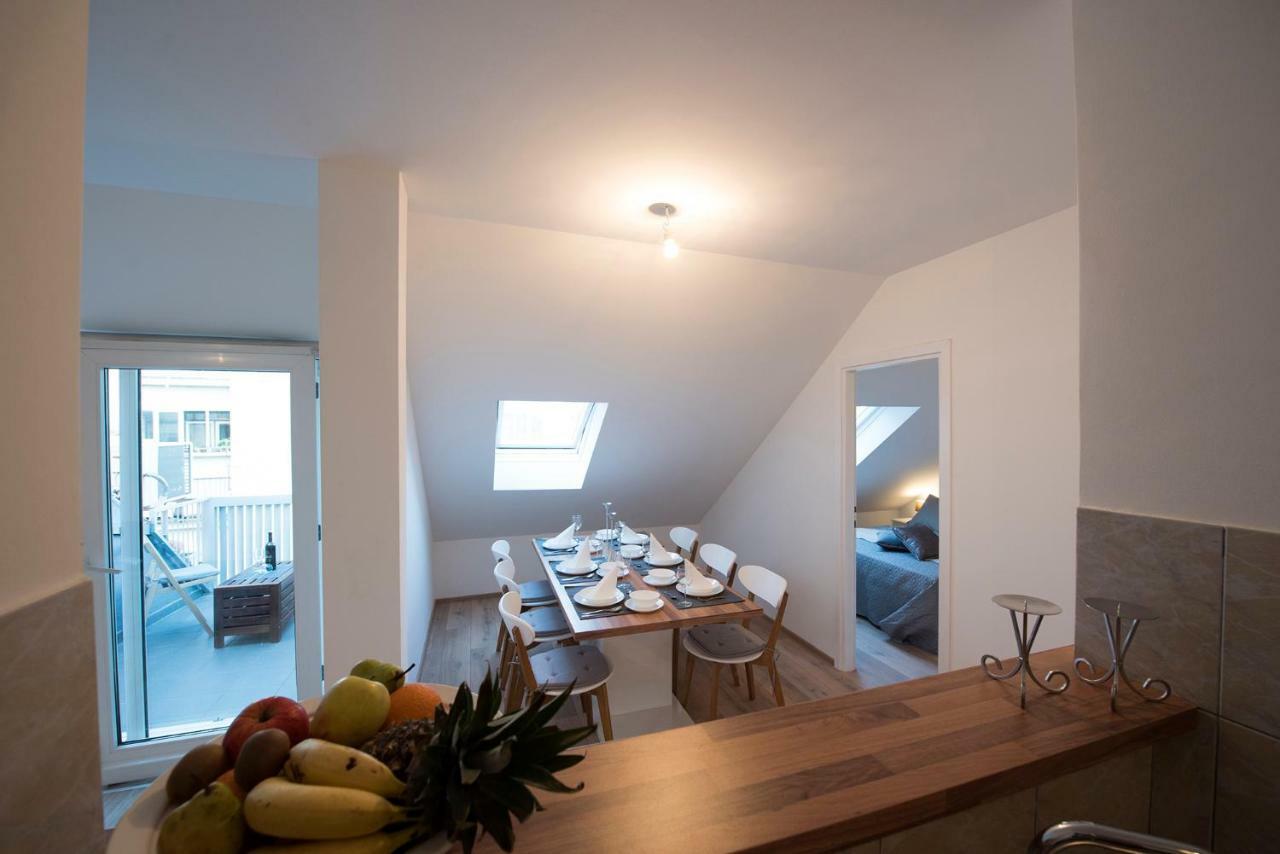 The Roof - Luxury Apartment โอมิช ภายนอก รูปภาพ