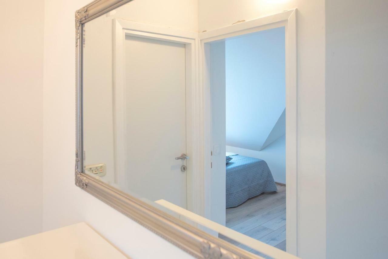 The Roof - Luxury Apartment โอมิช ภายนอก รูปภาพ